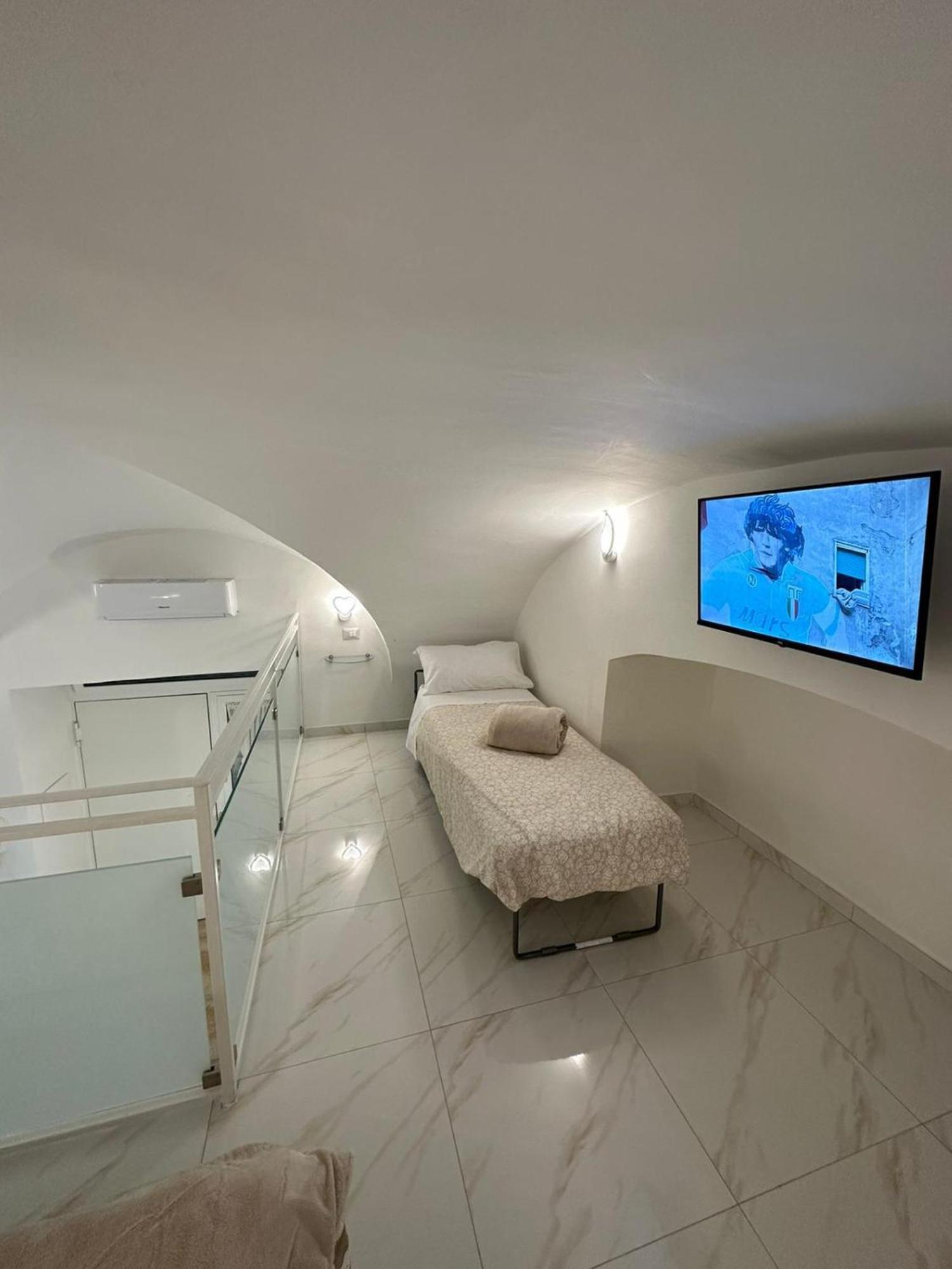 Dimora Nei Quartieri Spagnoli Napoli Ngoại thất bức ảnh